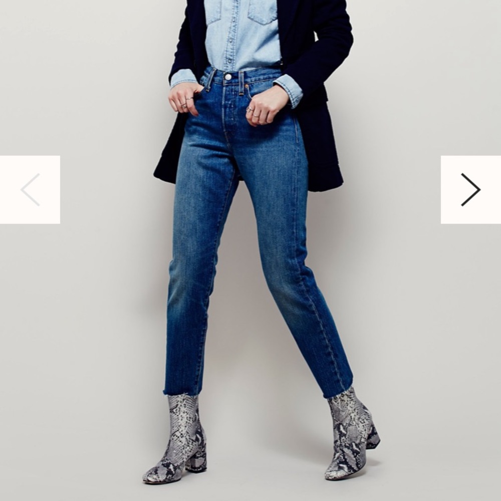 LEVI’S Wedgie Fit High Waisted Jeans